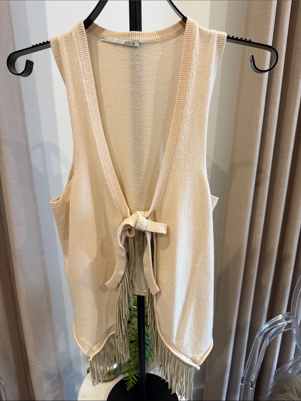 ALLUDE Cream Tie-Front Fringe Tank Vest